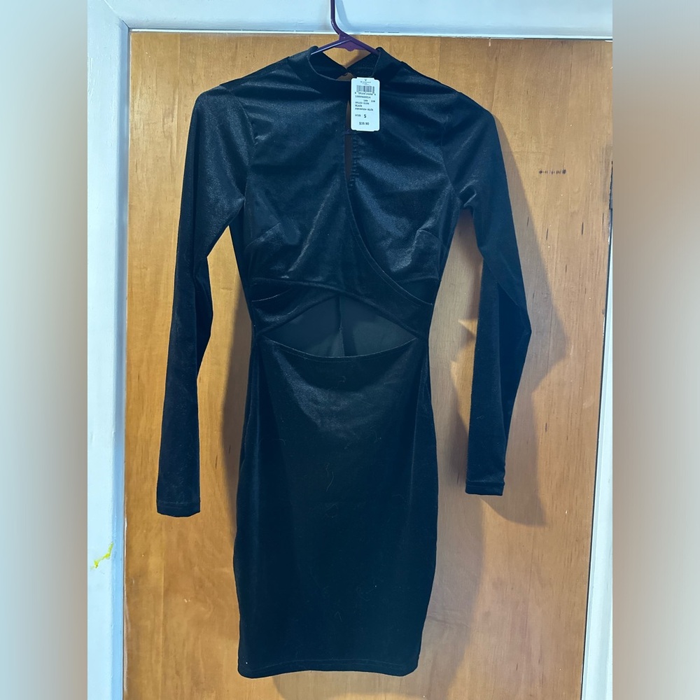 Womens/ Junior Black Velvet Dress